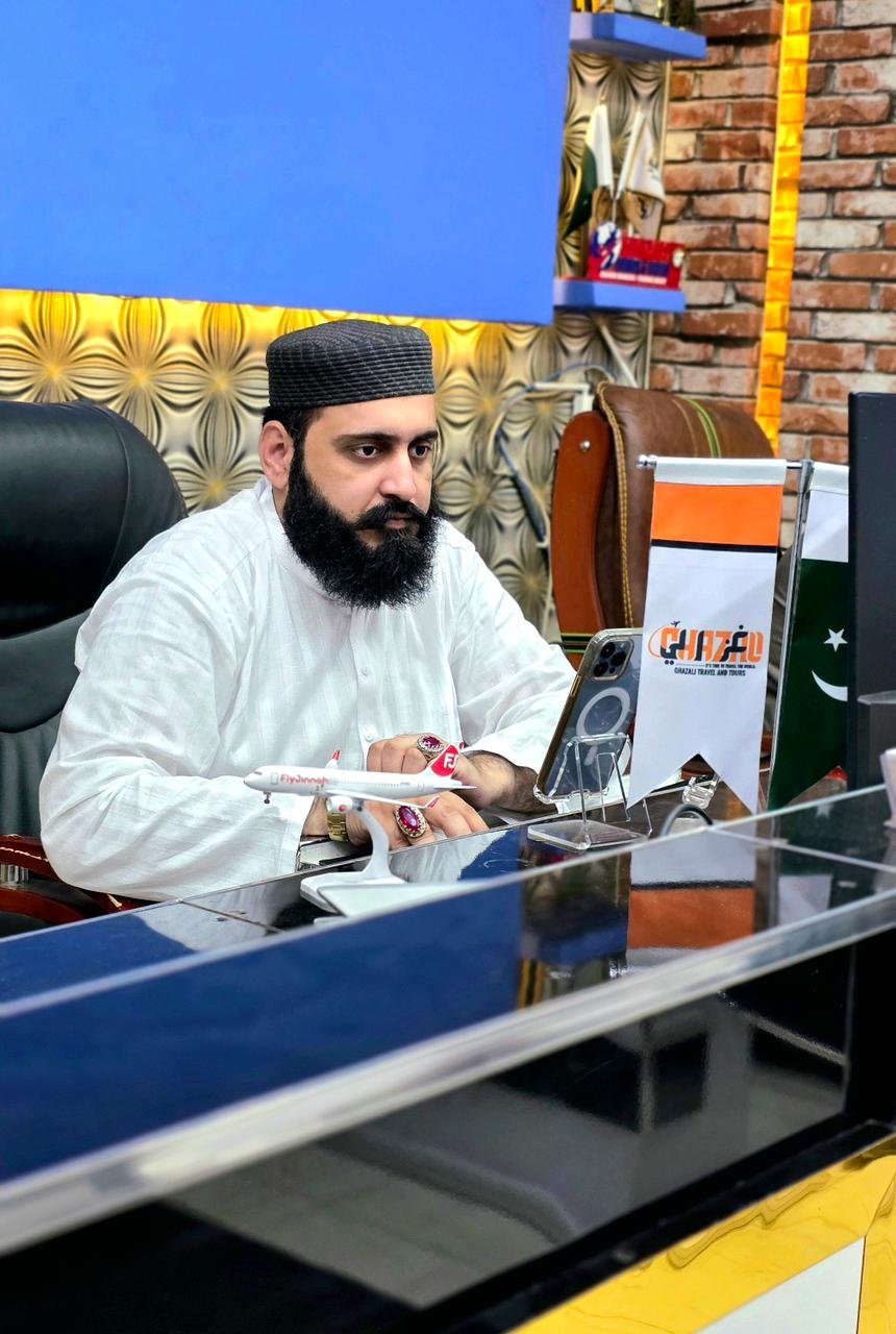 Muhammad Irshad Hanfi - CEO